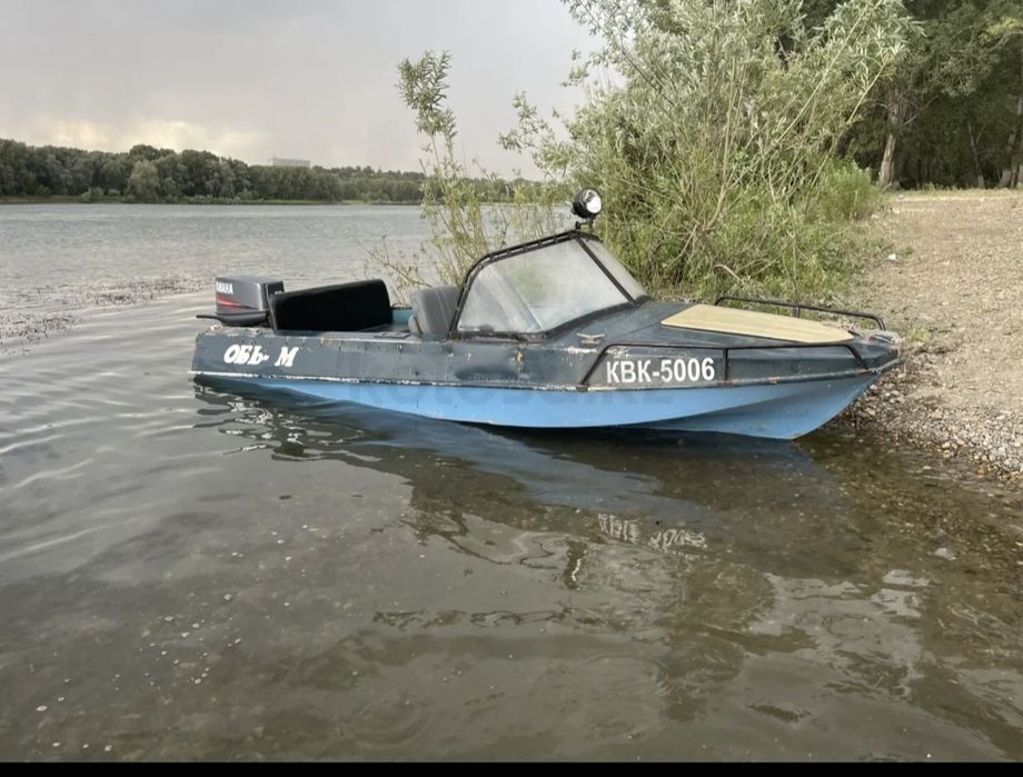Продам лобдку Обь с моторм