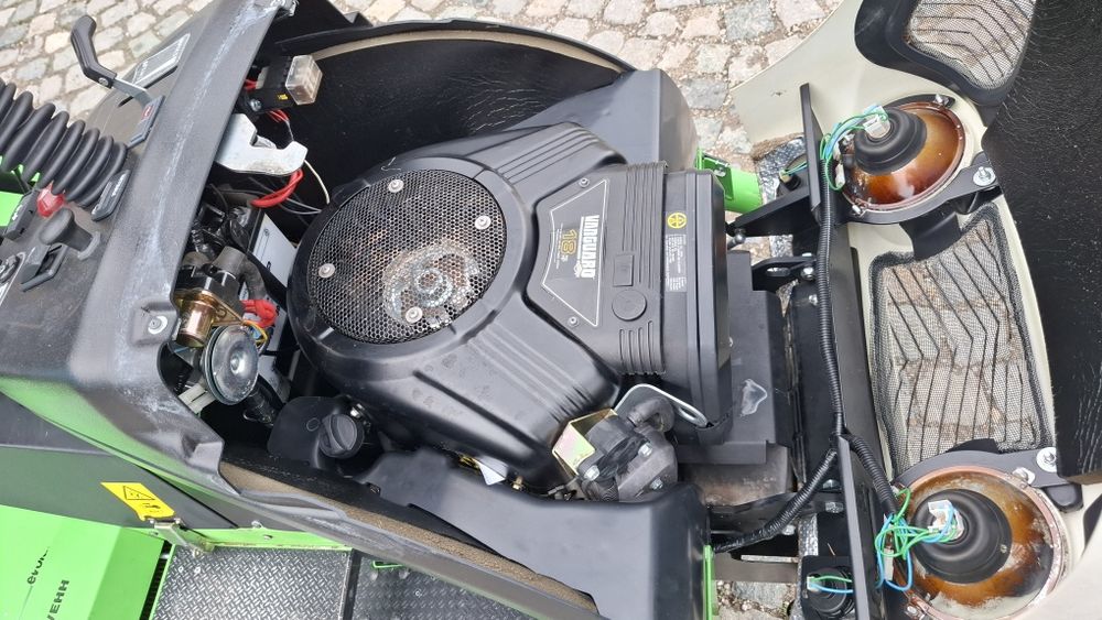 Трактор косачка ETESIA