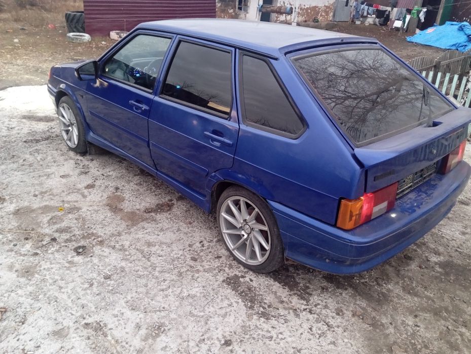 Продам ваз 2114  на полном ходу