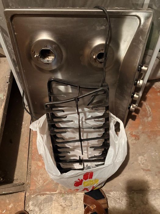 Продам Газовую Плиту