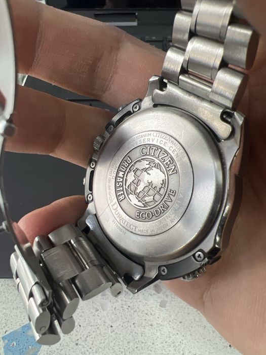 Продам оригинальные часы Citizen Eco-Drive (Titanium)