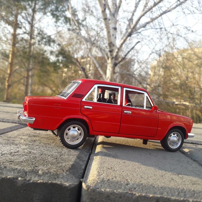 Продам игрушки .