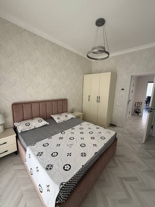 Белтепа Ибин Сино йол юзида 3хонали уй 3 этаж