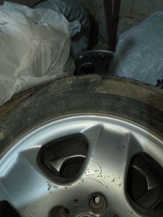 Диски с шинами зимними