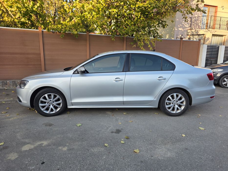 Volkswagen Jetta 1.6 TDI Automat