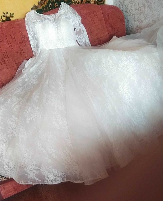 Свадебное платье