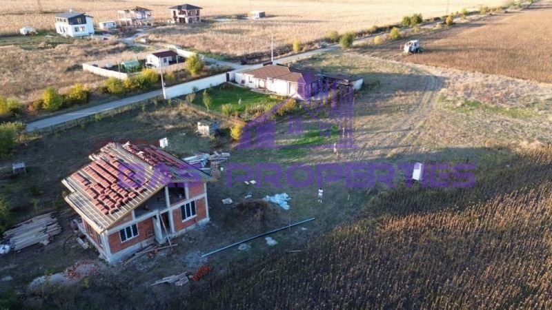 Продава се Къща в Божурище - 200 кв.м за 1275 €/кв.м - Снимка #2