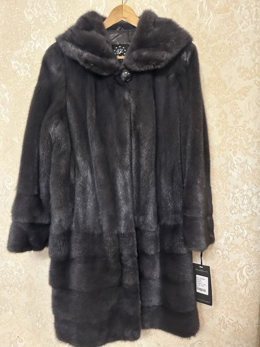 Продам шубу норковую