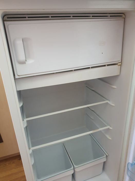 Холодильник  продам