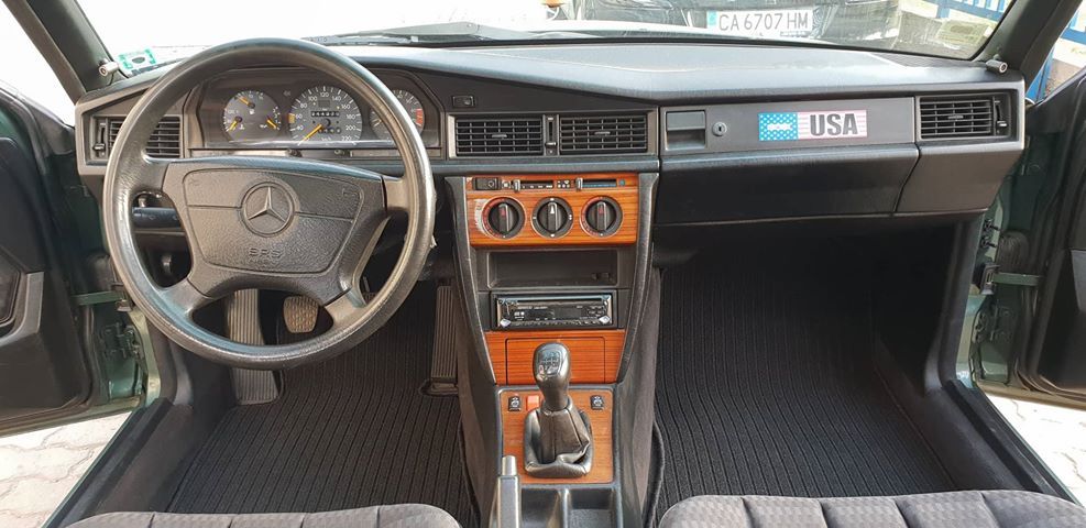 Стелки за Mercedes W201 190 от 1982 до 1993