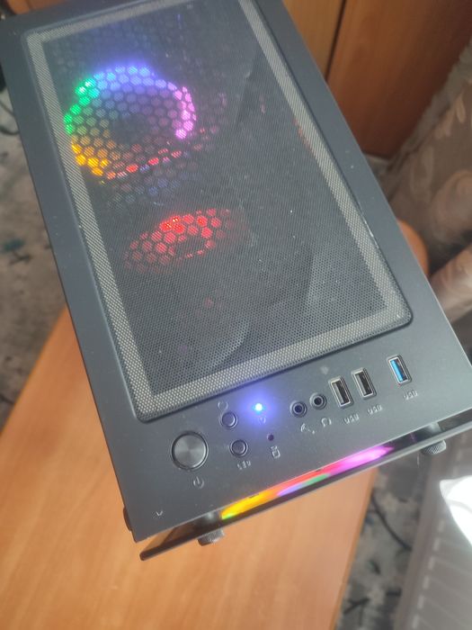 PC Gaming i7-8700k rtx3060ti 16gb ram Siret • OLX.ro