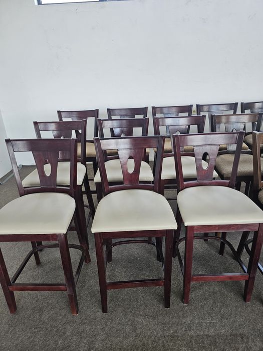 !!!ЛИКВИДАЦИЯ!!!  На заводска продукция Чисто Нови  Бар столове