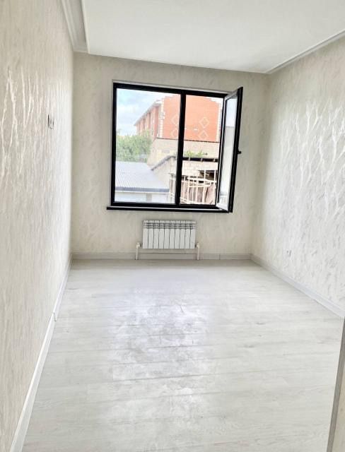 Продажа! Коттедж с ремонтом ор-р Ахмад Дониш, Кизилдехкон