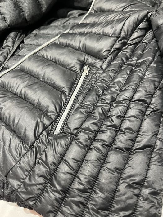 Яке Roberto Cavalli