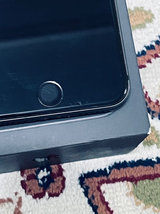 Iphone 8, Айфон 8.