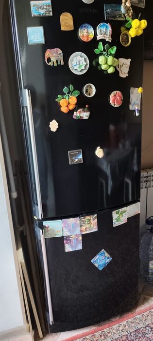 Продам холодильник