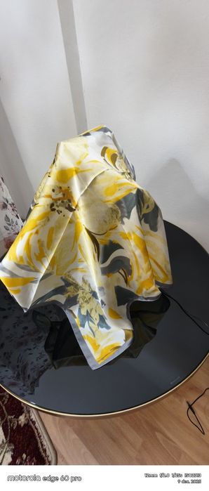 Eșarfa , culori superbe, ideala pentru un cadou