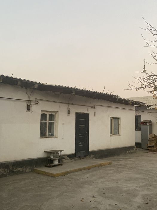 Уй сатылады.