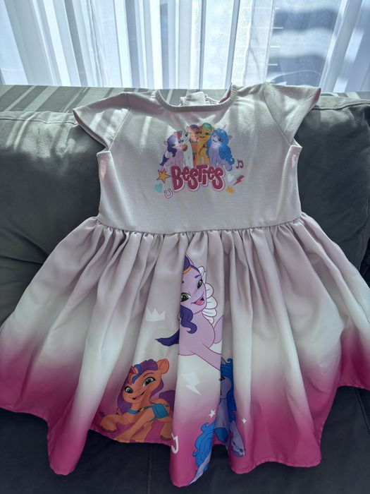 Rochita fetite Pony