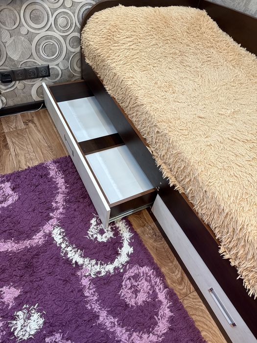 Кровать односпальная