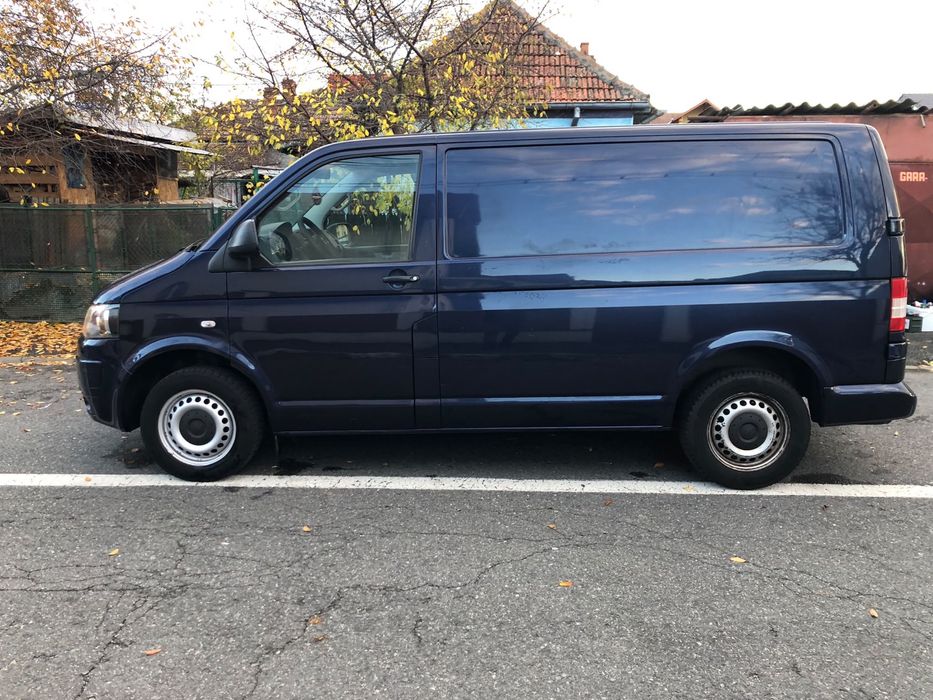 VW Transporter T5,2011, 140 cp