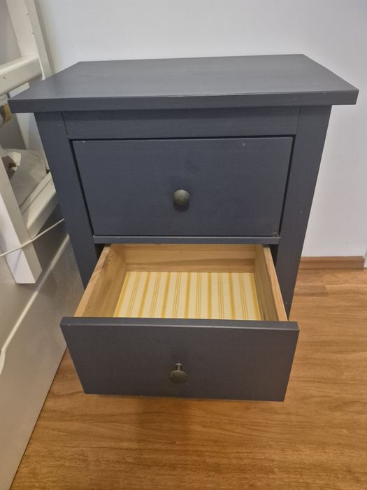 Noptiera Ikea albastra