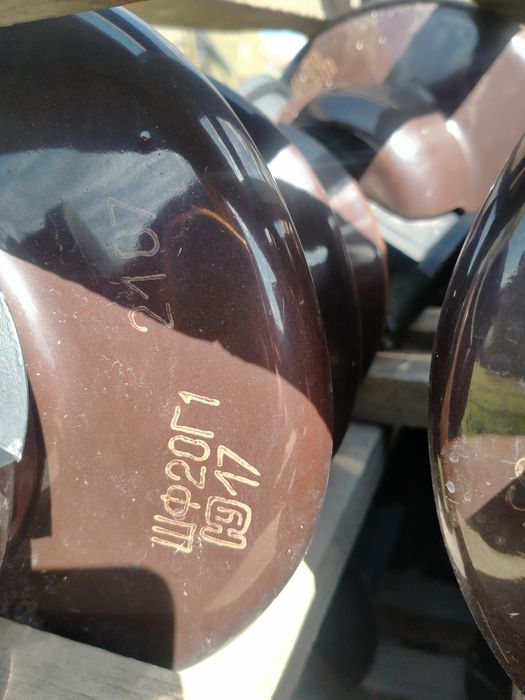 Изалятор новый...