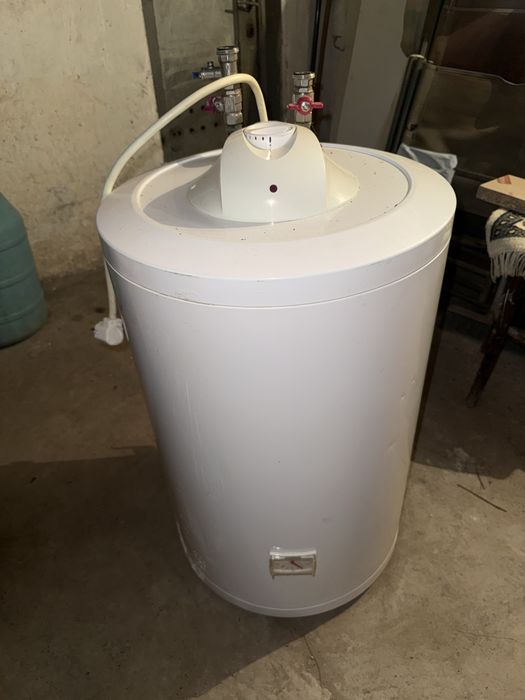 Boiler electric GORENJE 80L.