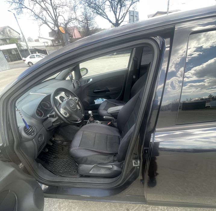 Opera Corsa 1.3 CDTI 90 CP cu 6 trepte
