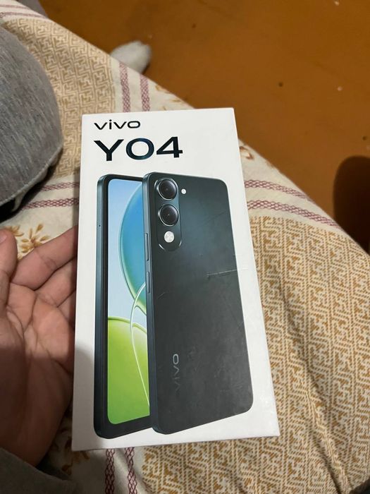 Продам телефон Vivo Y04