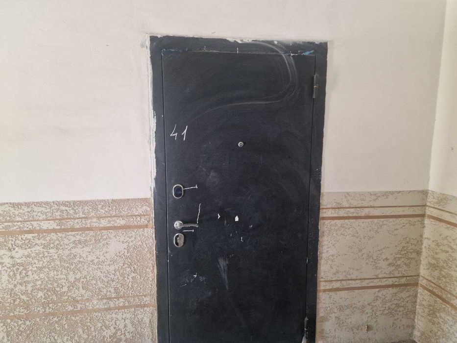 Ko'p qavatli uydagi xonadon