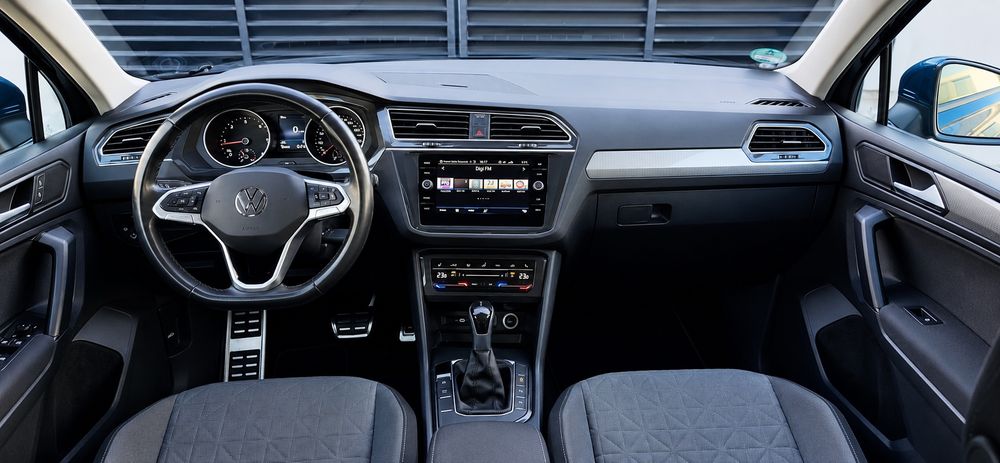 Vw Tiguan 2.0 Tdi 150 C.P Distribuție NOUĂ,  DSG , Cameră , Km  REALi Fără daune!  !
