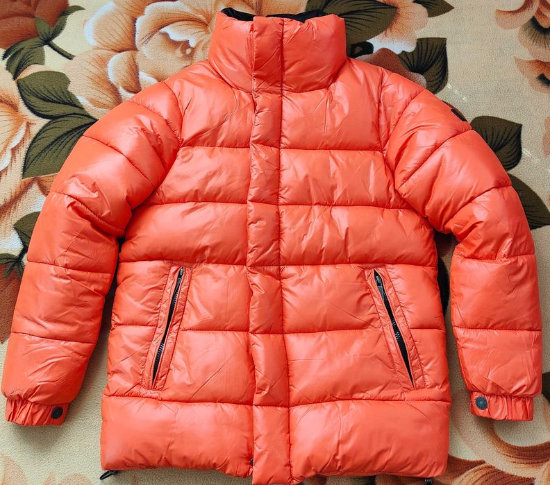 Geacă de iarna, groasă.