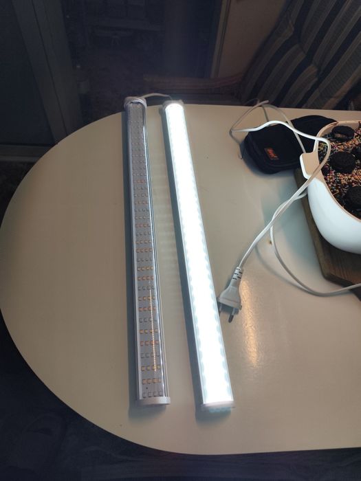 Vând 2 Lampi led creștere plante