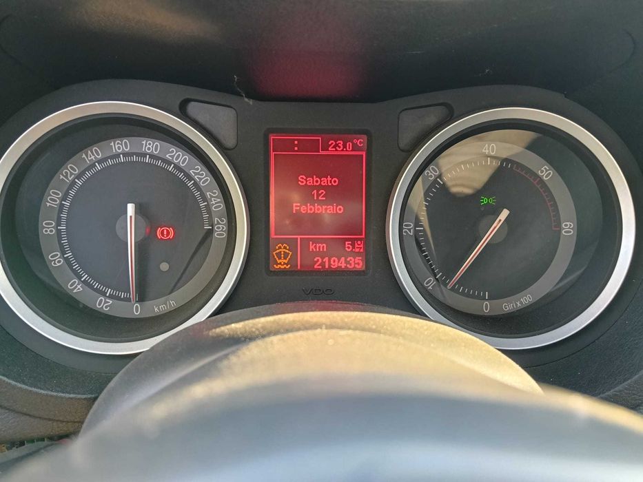 Vând Alfa Romeo Brera 2.4 JTDm