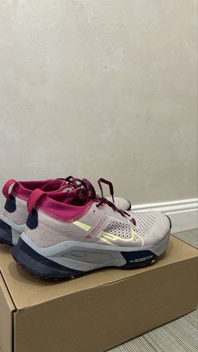 Кроссовки nike беговые 38р