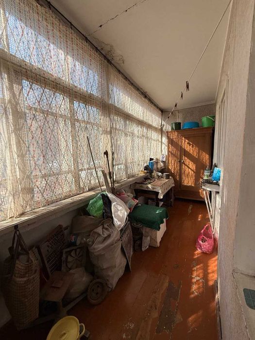 3-комнатная на первой линии Юнусабад-8 | Под офис или жильё