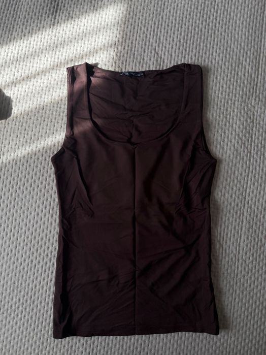 футболки ZARA Calvin Klein