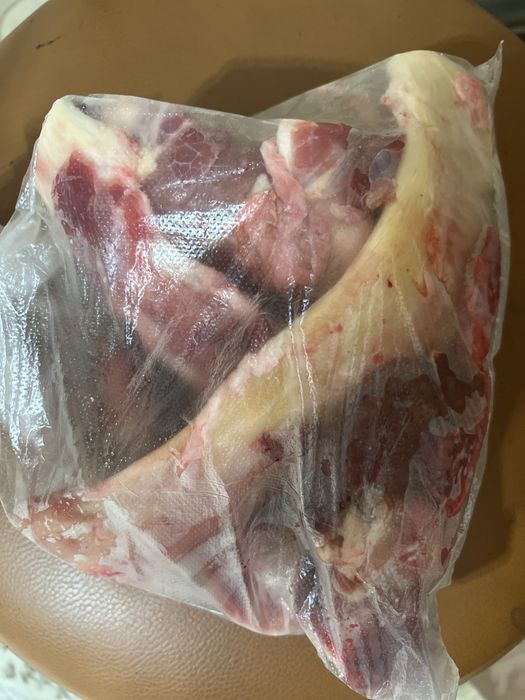 Корм для собак и кошек