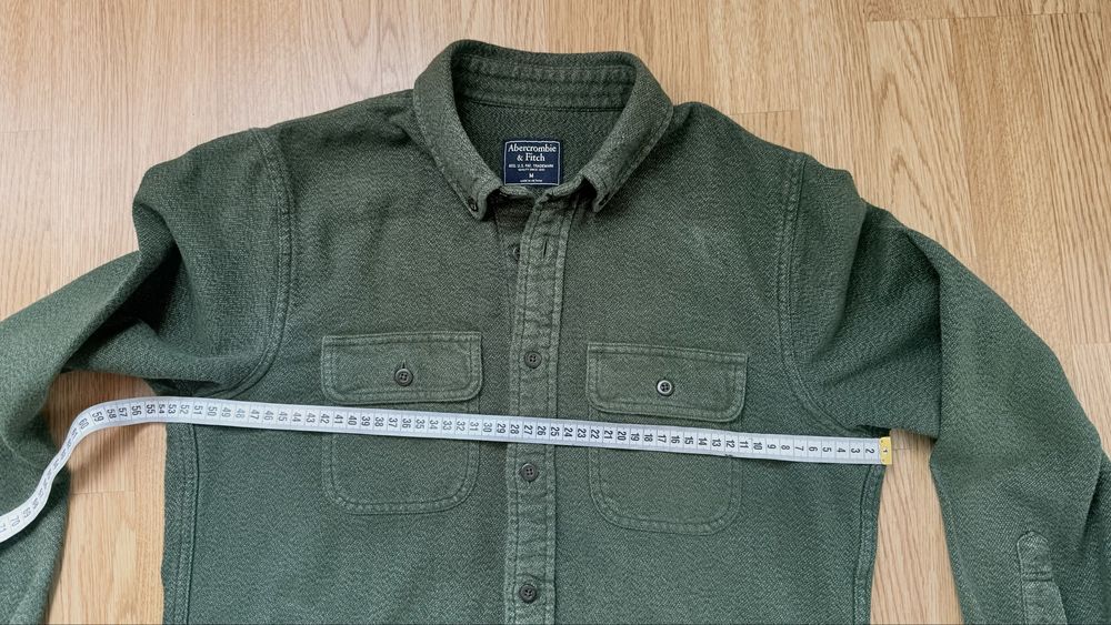 Cămașă grosuță / Overshirt Abercrombie & Fitch – Verde Kaki (Măsura M)