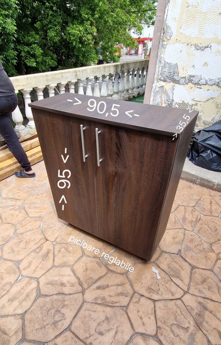 Vand mobila de living