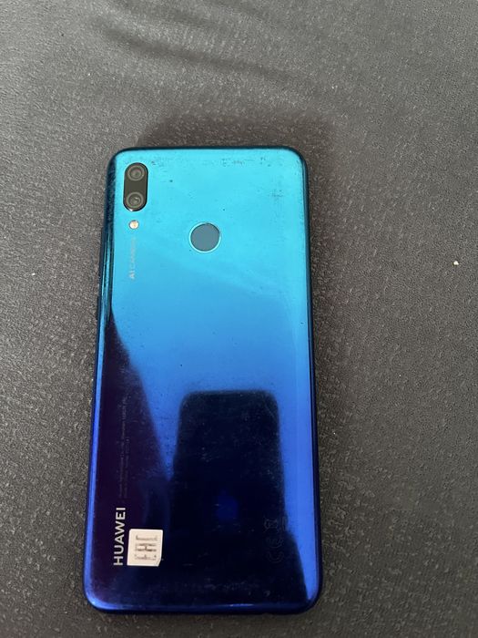 Продам телефон Huawei P SMART