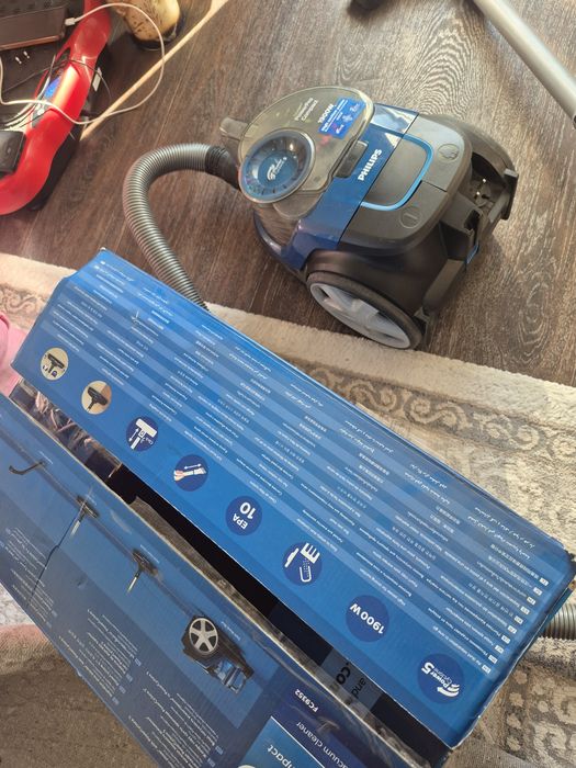 Продам пылесос Philips