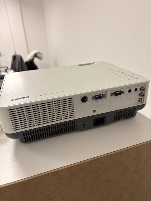 Продам проектор рабочий