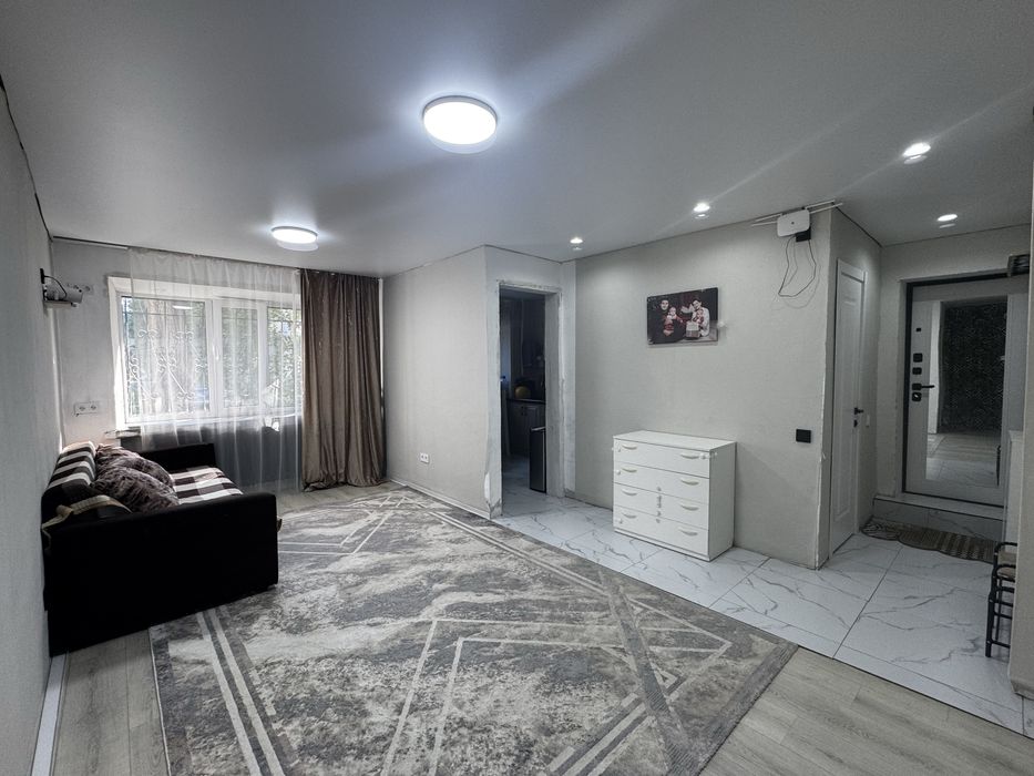 Продам 3х комн квартиру в центре