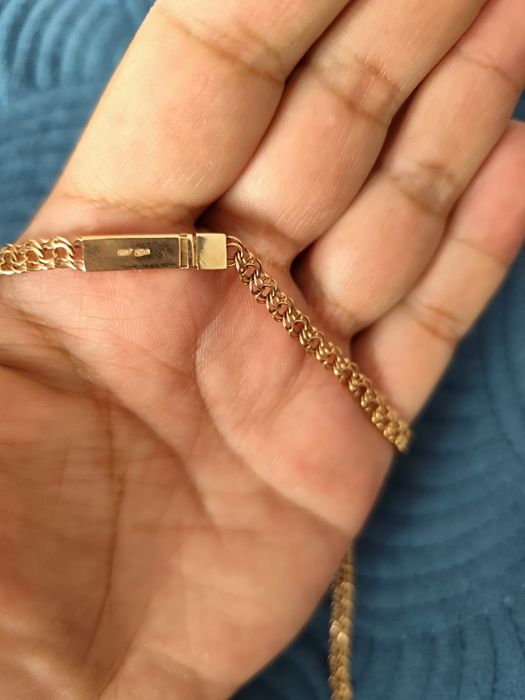 Продам золотую цепочку бисмарк 10.8 гр