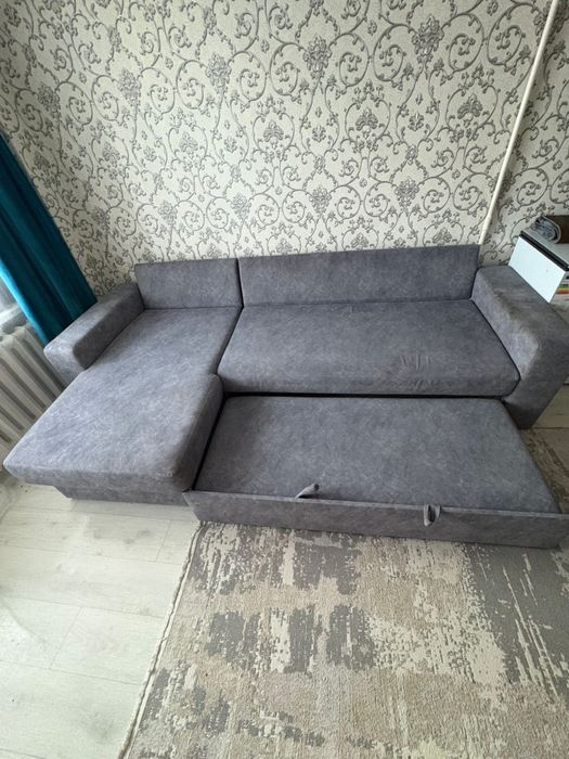 продам большой расскладной диван