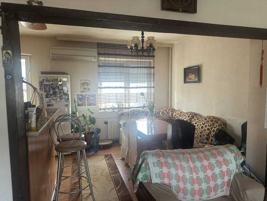 Продава се Тристаен апартамент в Пловдив, Тракия - 92 кв.м за 1680 €/кв.м - Снимка #2