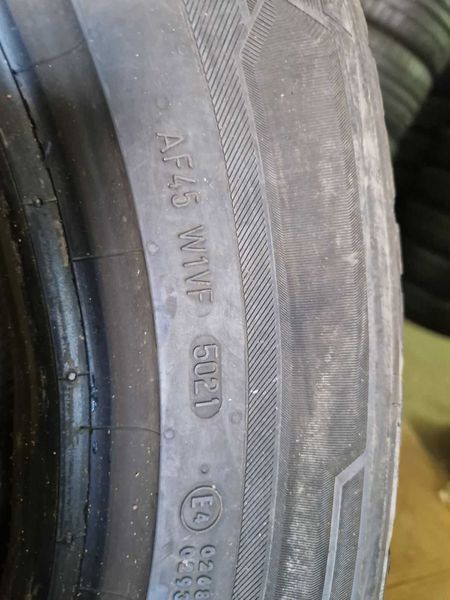 2 Barum R18 235/60/ 
зимни гуми DOT5021