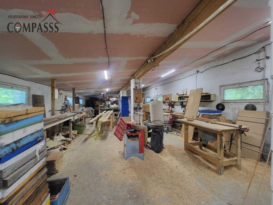 с. Кардам, обл. Добрич, Къща и работилница  – 70000евро!